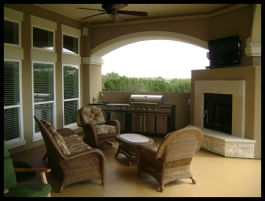 (Green Home) Bee Creek / Briarcliff, Texas